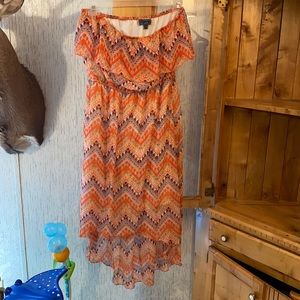 Sleeveless hi-lo dress